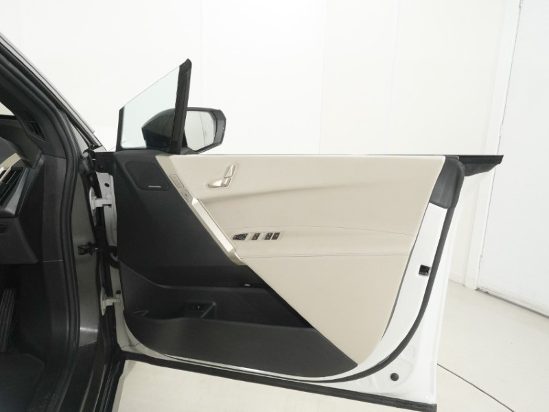 2024 (24) BMW iX 240kW xDrive40 M Sport 76.6kWh 5dr Auto 5278859