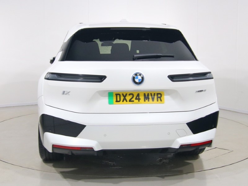 2024 (24) BMW iX 240kW xDrive40 M Sport 76.6kWh 5dr Auto 5271467