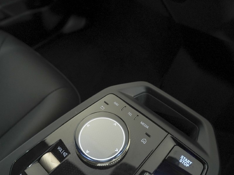 2024 (24) BMW iX 240kW xDrive40 M Sport 76.6kWh 5dr Auto 5271442