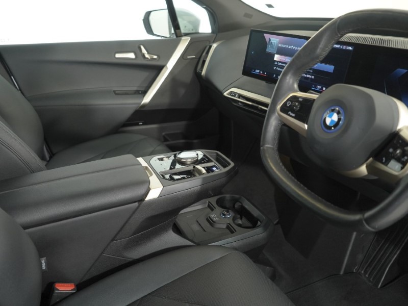 2024 (24) BMW iX 240kW xDrive40 M Sport 76.6kWh 5dr Auto 5271434