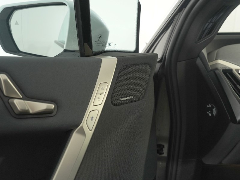 2024 (24) BMW iX 240kW xDrive40 M Sport 76.6kWh 5dr Auto 5271422