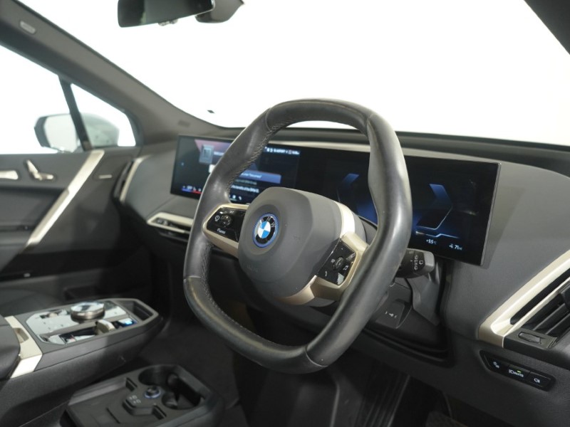 2024 (24) BMW iX 240kW xDrive40 M Sport 76.6kWh 5dr Auto 5271433