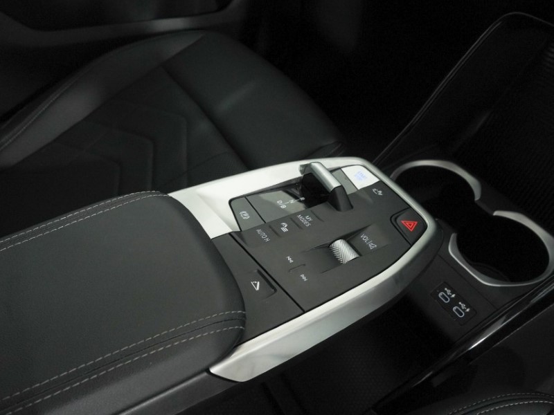 2024 (24) BMW iX1 150kW eDrive20 xLine 65kWh 5dr Auto 5271281