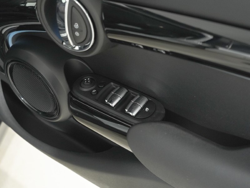 2023 (23) MINI HATCHBACK 1.5 Cooper Classic 5dr 5259649