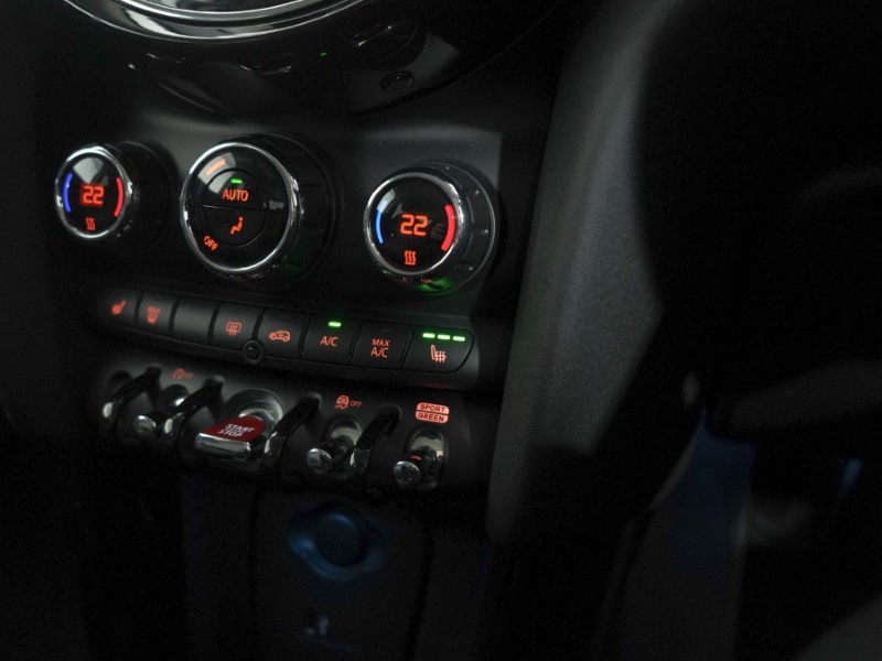 2023 (23) MINI HATCHBACK 1.5 Cooper Classic 5dr 5259654