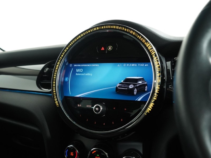 2023 (23) MINI HATCHBACK 1.5 Cooper Classic 5dr 5259666