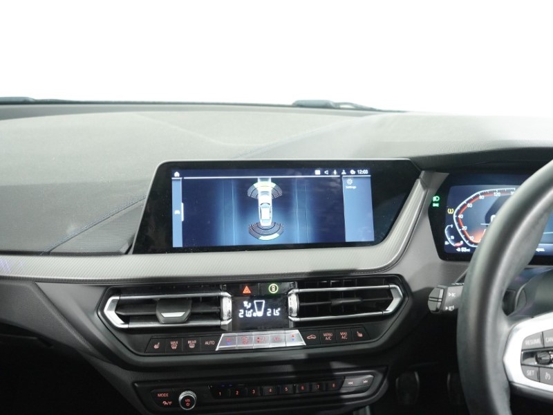 2020 (20) BMW 2 SERIES 218i M Sport 4dr 5278637