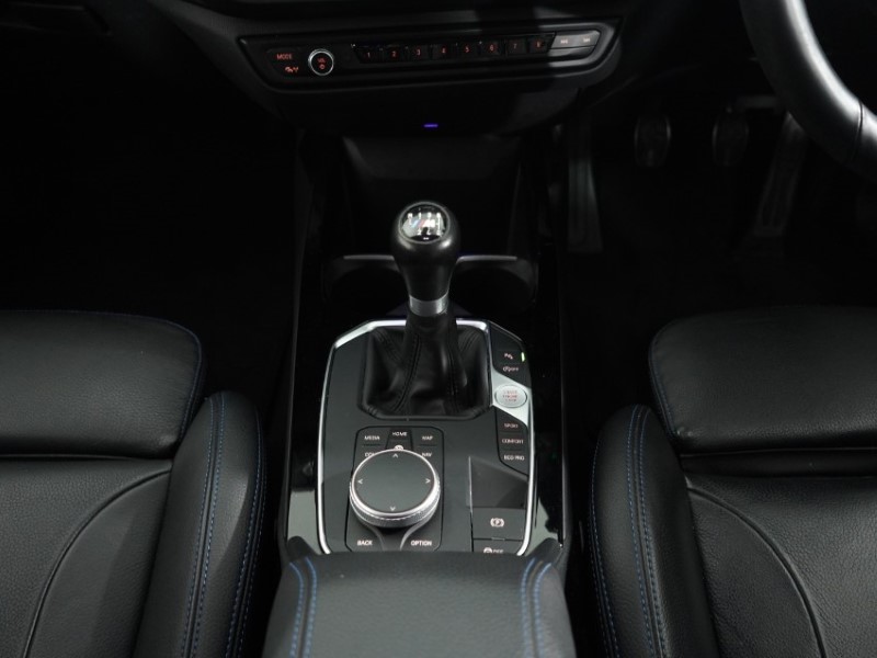 2020 (20) BMW 2 SERIES 218i M Sport 4dr 5278129