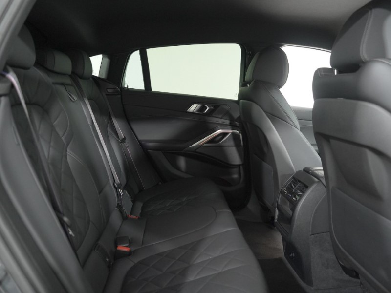 2022 (72) BMW X6 xDrive30d MHT M Sport 5dr Step Auto 5264538