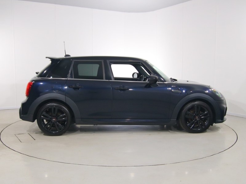 2021 (21) MINI HATCHBACK 1.5 Cooper Sport 5dr 5273312