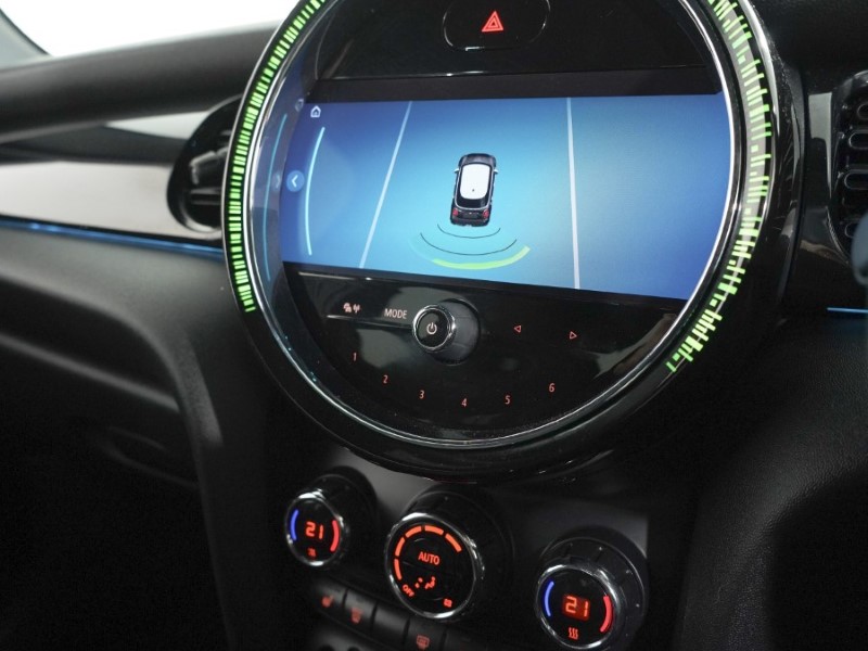 2021 (21) MINI HATCHBACK 1.5 Cooper Sport 5dr 5273290