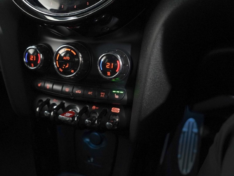 2021 (21) MINI HATCHBACK 1.5 Cooper Sport 5dr 5273294