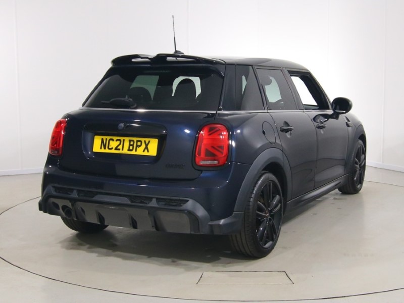 2021 (21) MINI HATCHBACK 1.5 Cooper Sport 5dr 5273311