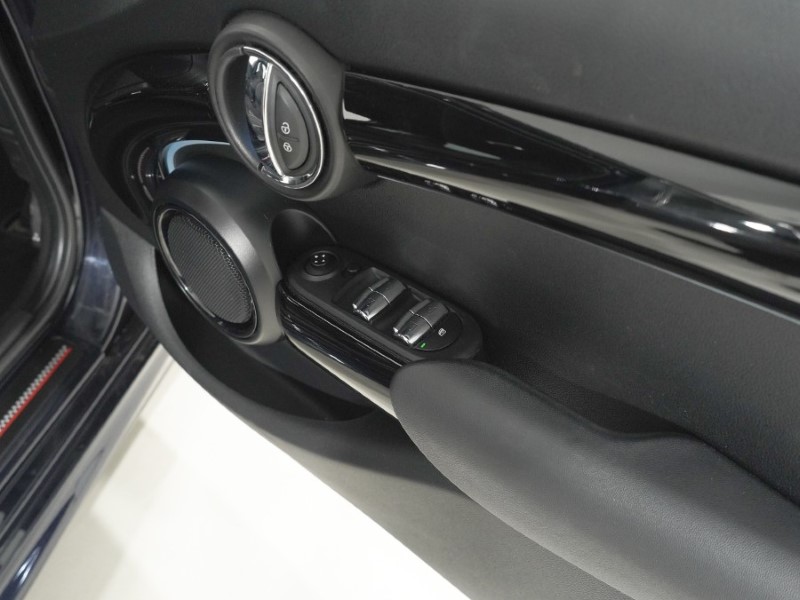 2021 (21) MINI HATCHBACK 1.5 Cooper Sport 5dr 5273280