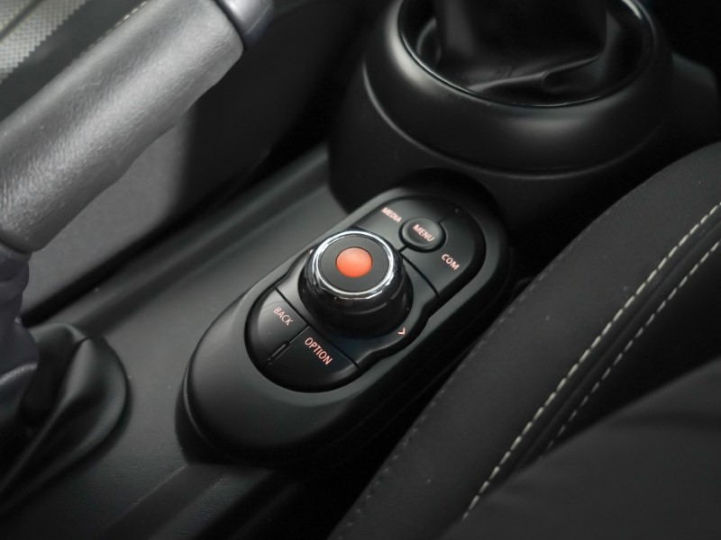 2021 (21) MINI HATCHBACK 1.5 Cooper Sport 5dr 5273300