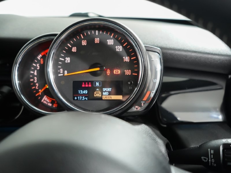 2021 (21) MINI HATCHBACK 1.5 Cooper Sport 5dr 5273298