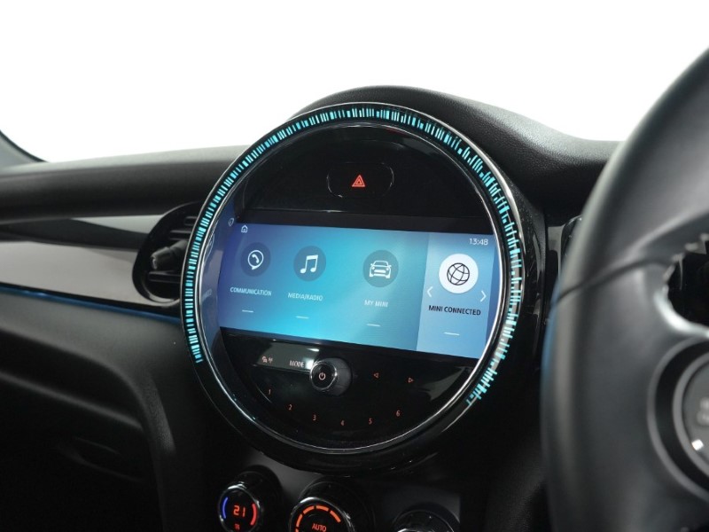 2021 (21) MINI HATCHBACK 1.5 Cooper Sport 5dr 5273288