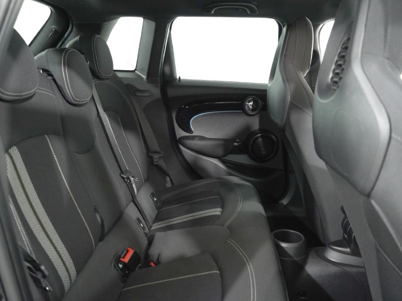 2021 (21) MINI HATCHBACK 1.5 Cooper Sport 5dr 5273275