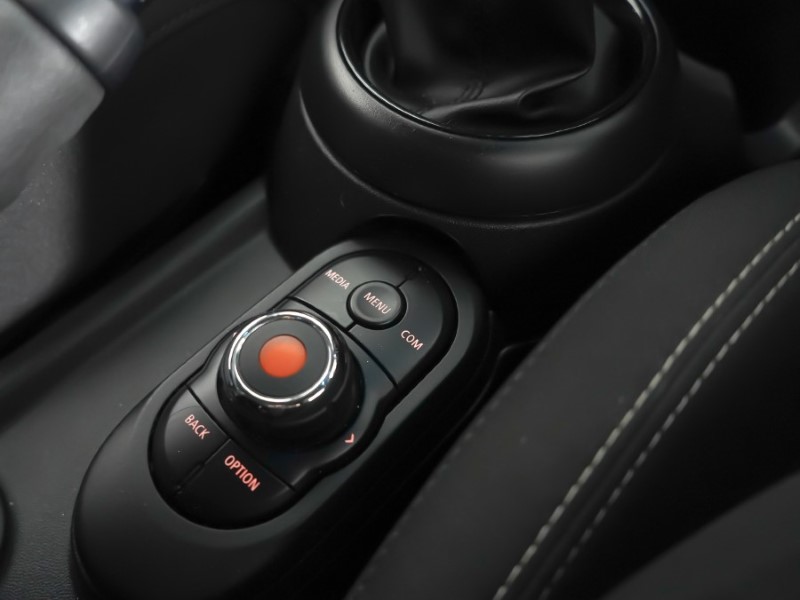 2021 (21) MINI HATCHBACK 1.5 Cooper Sport 5dr 5273301