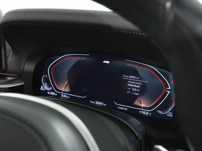 2022 (72) BMW 5 SERIES 520d MHT M Sport 5dr Step Auto 5267000