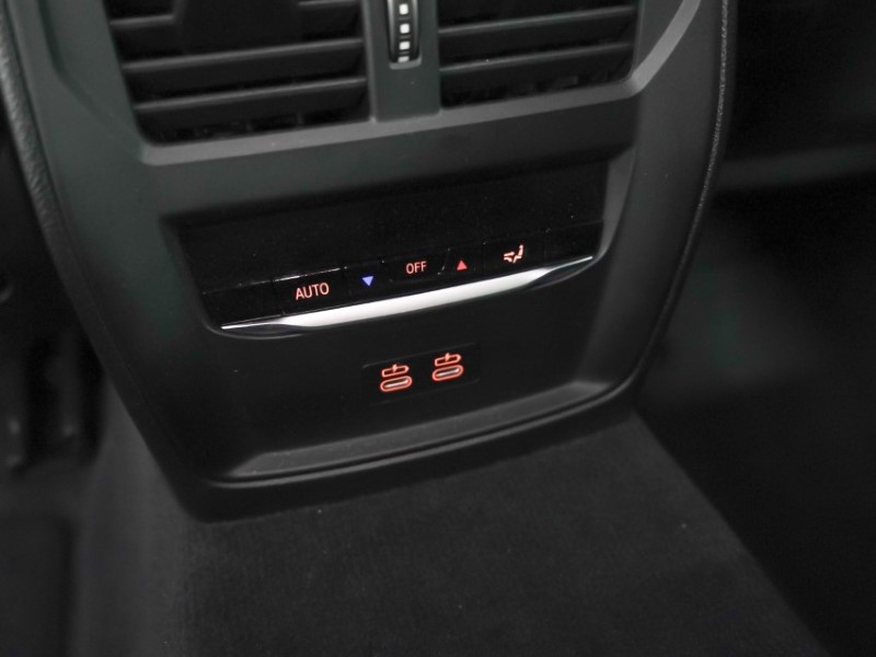 2025 (75) BMW 3 SERIES 320i M Sport 5dr Step Auto 5269702