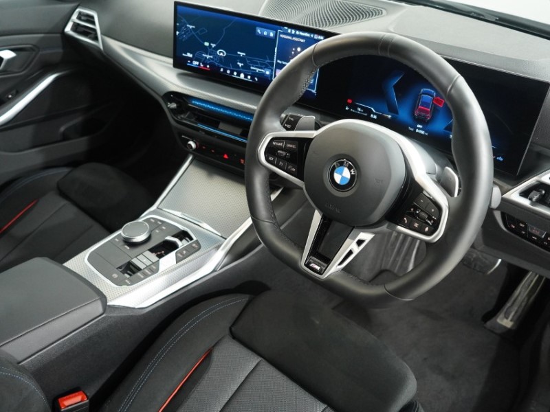 2025 (75) BMW 3 SERIES 320i M Sport 5dr Step Auto 5269692