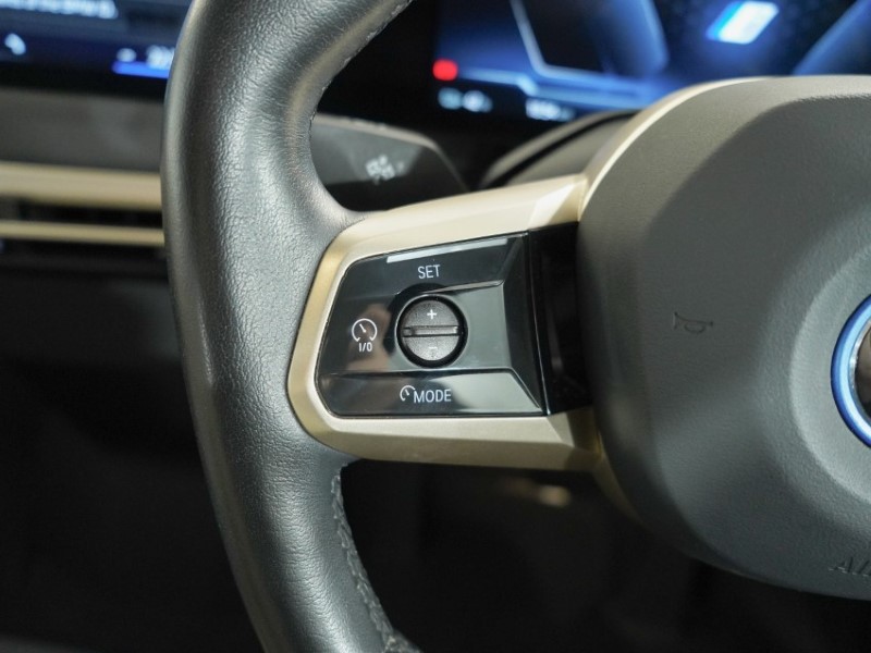 2023 (23) BMW iX 240kW xDrive40 M Sport 76.6kWh 5dr Auto 5298700