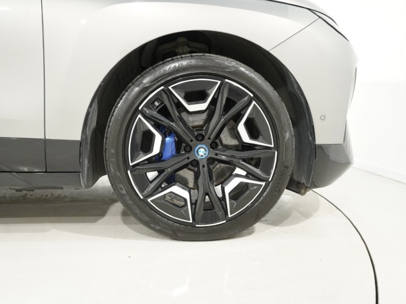 2023 (23) BMW iX 240kW xDrive40 M Sport 76.6kWh 5dr Auto 5298689