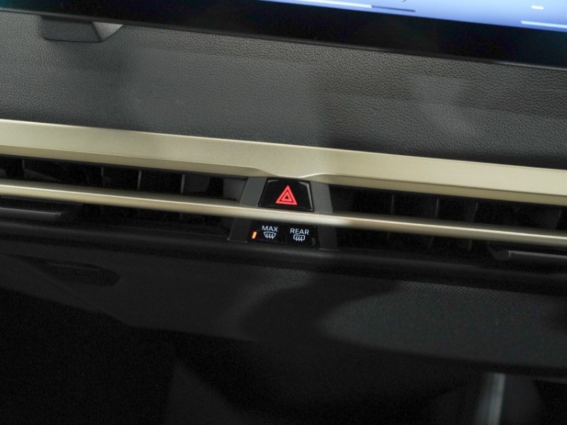 2023 (23) BMW iX 240kW xDrive40 M Sport 76.6kWh 5dr Auto 5298705