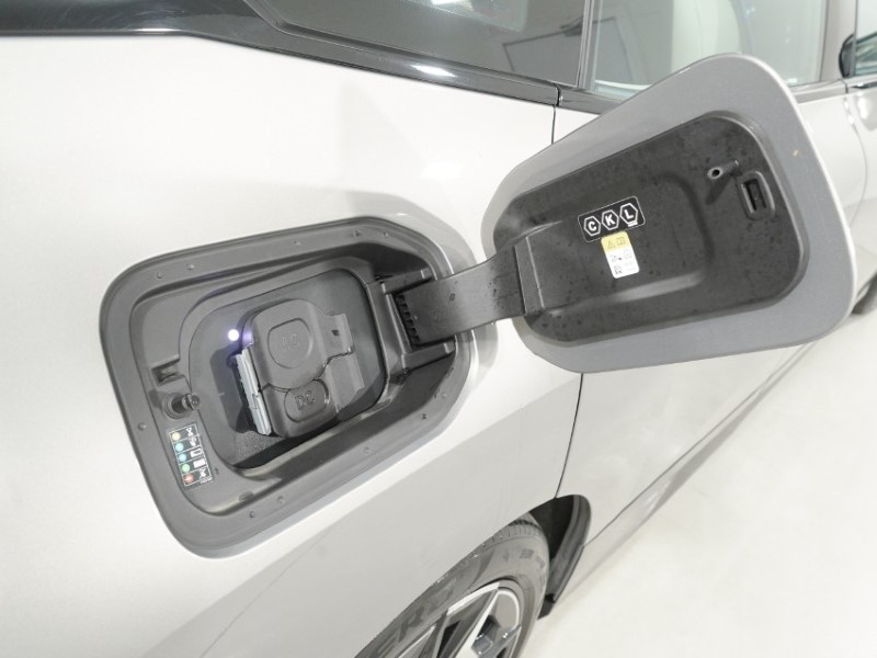 2023 (23) BMW iX 240kW xDrive40 M Sport 76.6kWh 5dr Auto 5298719