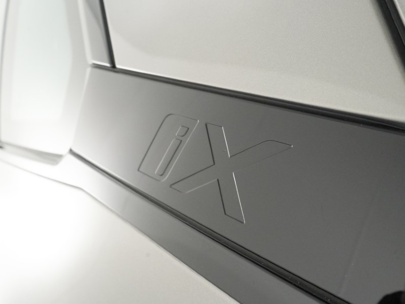 2023 (23) BMW iX 240kW xDrive40 M Sport 76.6kWh 5dr Auto 5298720