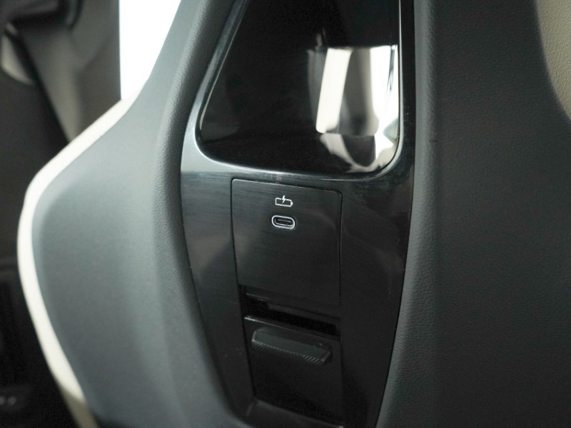 2023 (23) BMW iX 240kW xDrive40 M Sport 76.6kWh 5dr Auto 5298681