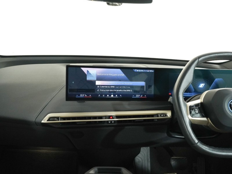 2023 (23) BMW iX 240kW xDrive40 M Sport 76.6kWh 5dr Auto 5298683