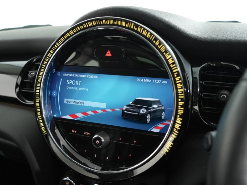 2021 (71) MINI HATCHBACK 2.0 Cooper S Classic 5dr 5289049