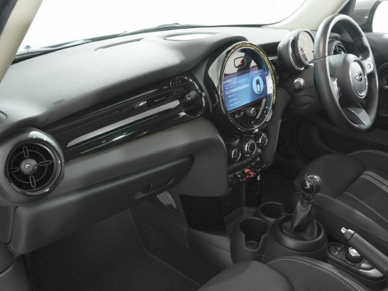 2021 (71) MINI HATCHBACK 2.0 Cooper S Classic 5dr 5289029