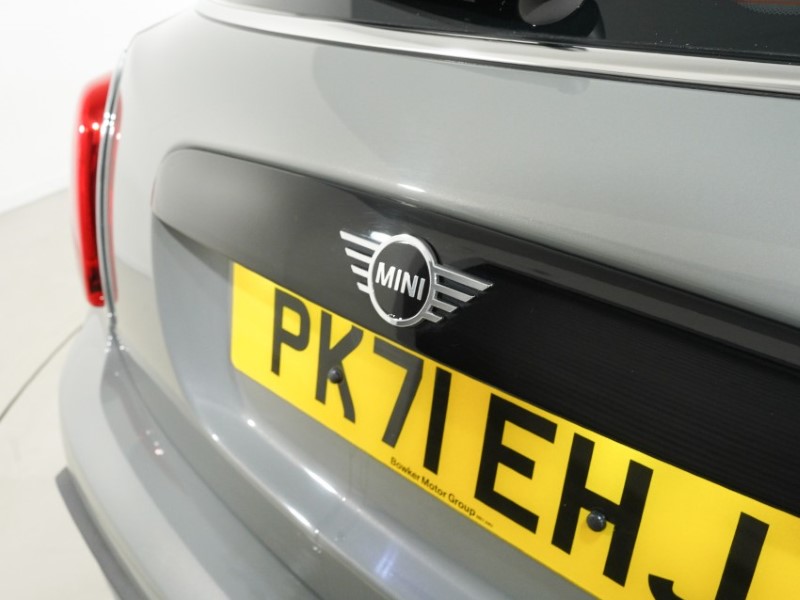 2021 (71) MINI HATCHBACK 2.0 Cooper S Classic 5dr 5289026