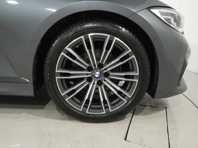 2022 (22) BMW 3 SERIES 320d MHT M Sport 5dr Step Auto 5306363