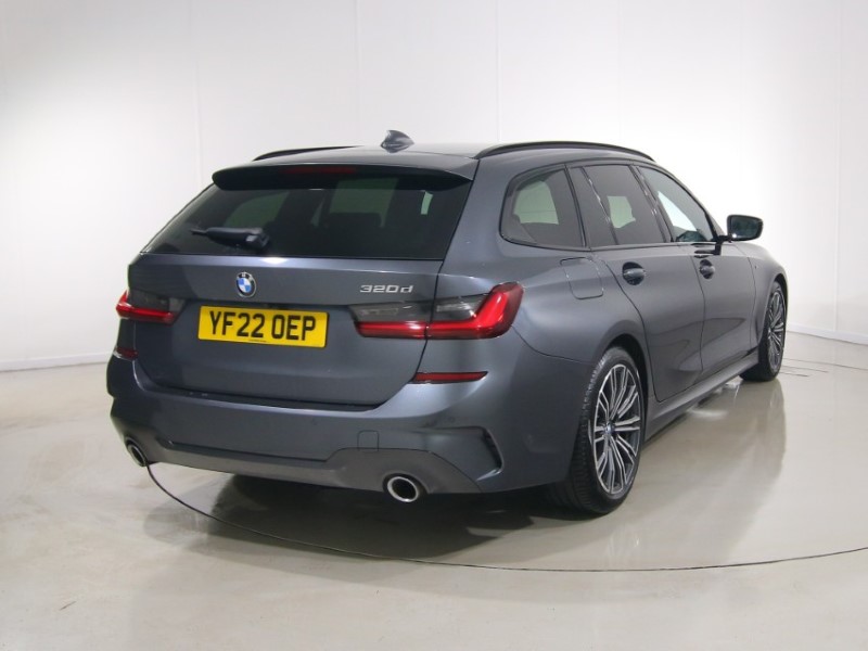 2022 (22) BMW 3 SERIES 320d MHT M Sport 5dr Step Auto 5306400