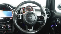 2022 (71) MINI HATCHBACK 1.5 Cooper Exclusive 5dr Auto 5294361