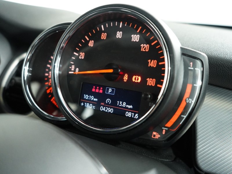 2022 (71) MINI HATCHBACK 1.5 Cooper Exclusive 5dr Auto 5294378