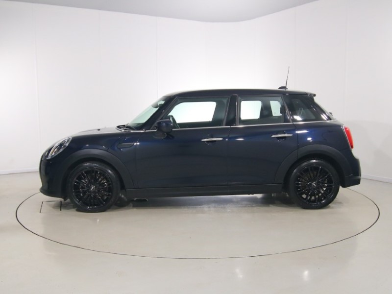 2022 (71) MINI HATCHBACK 1.5 Cooper Exclusive 5dr Auto 5294389