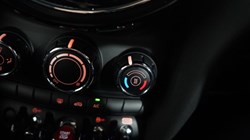 2022 (71) MINI HATCHBACK 1.5 Cooper Exclusive 5dr Auto 5294381
