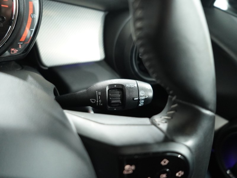 2022 (71) MINI HATCHBACK 1.5 Cooper Exclusive 5dr Auto 5294379