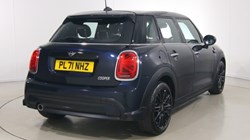2022 (71) MINI HATCHBACK 1.5 Cooper Exclusive 5dr Auto 5294392