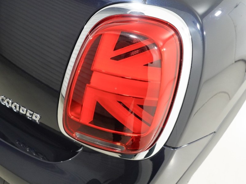 2022 (71) MINI HATCHBACK 1.5 Cooper Exclusive 5dr Auto 5294353