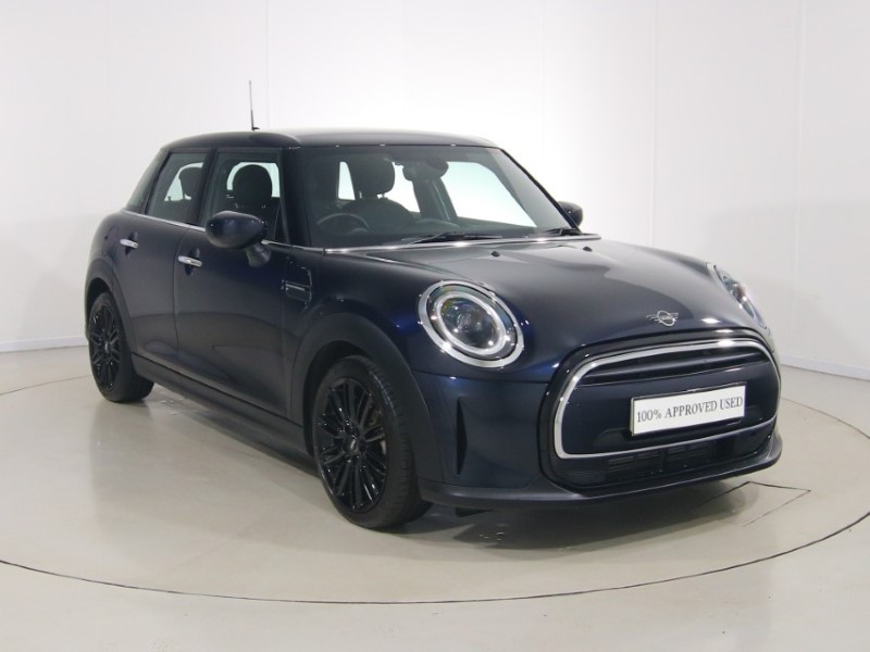 2022 (71) MINI HATCHBACK 1.5 Cooper Exclusive 5dr Auto