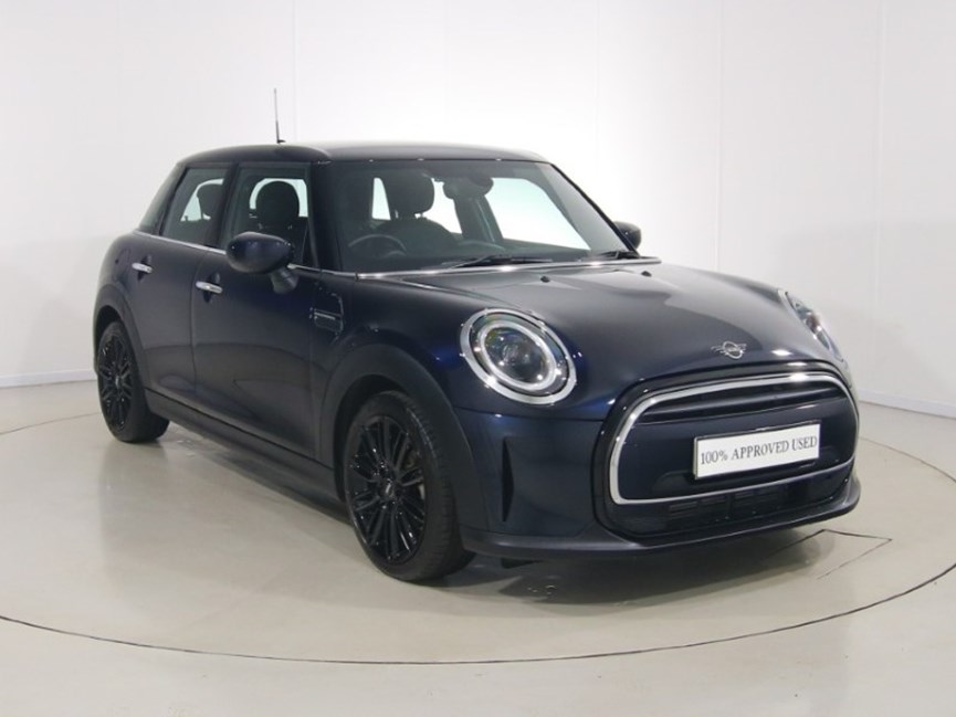 2022 (71) MINI HATCHBACK 1.5 Cooper Exclusive 5dr Auto