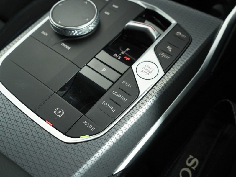 2025 (75) BMW 3 SERIES 320i M Sport 4dr Step Auto 5286520