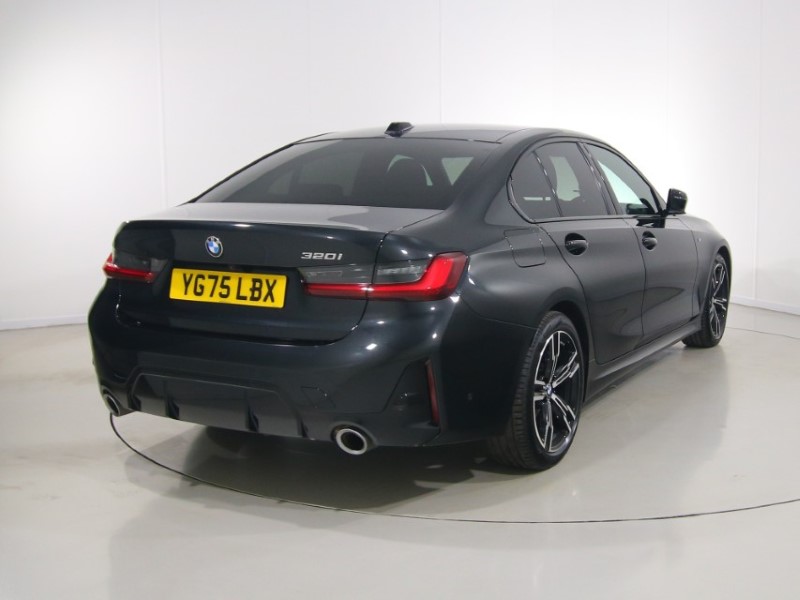 2025 (75) BMW 3 SERIES 320i M Sport 4dr Step Auto 5286533