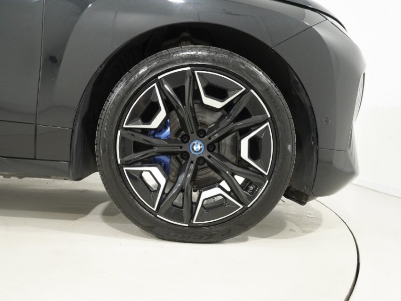 2022 (22) BMW iX 240kW xDrive40 M Sport 76.6kWh 5dr Auto [22kWCh] 5301903